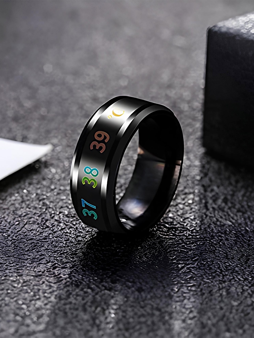 

KARISHMA KREATIONS Temperature Stainless Steel Finger Ring, Black