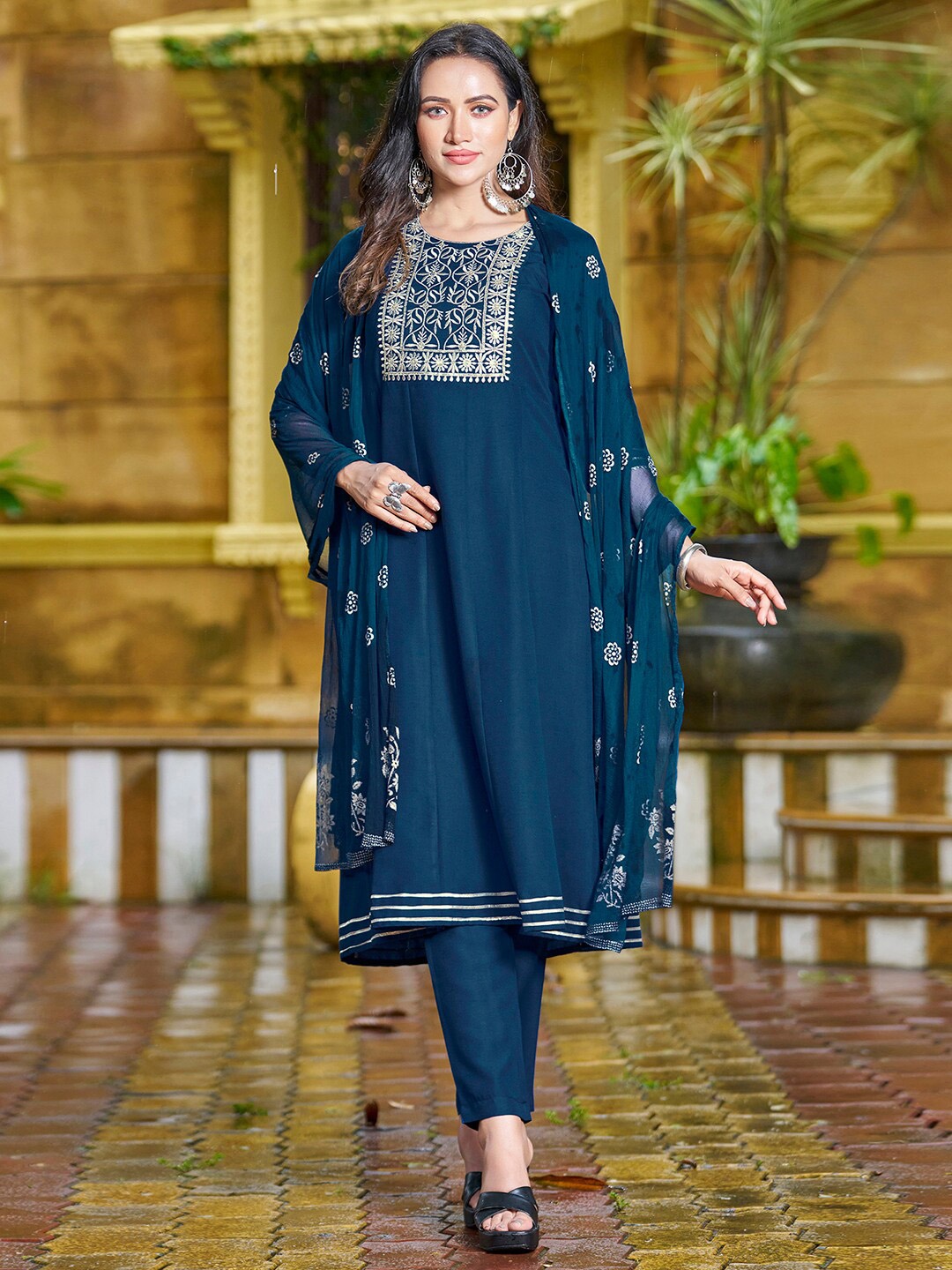 

KALINI Ethnic Motifs Yoke Design Thread Work Kurta with Trousers & Dupatta, Navy blue