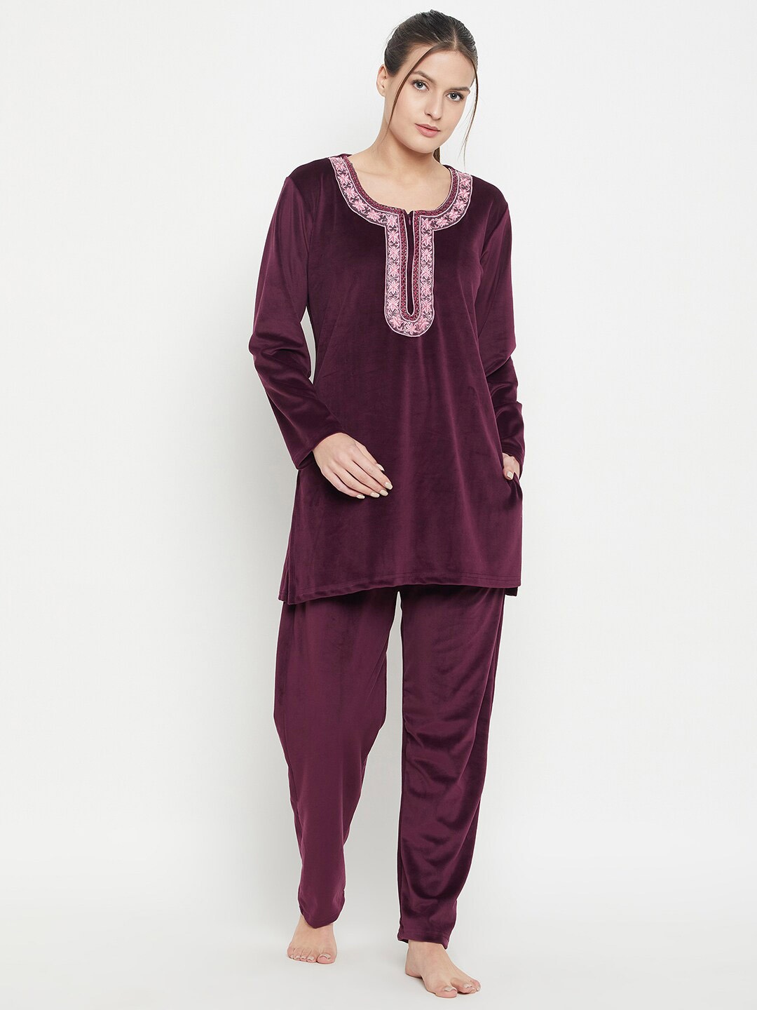 

Camey Velvet Kurti & Pyjama Night suit, Purple