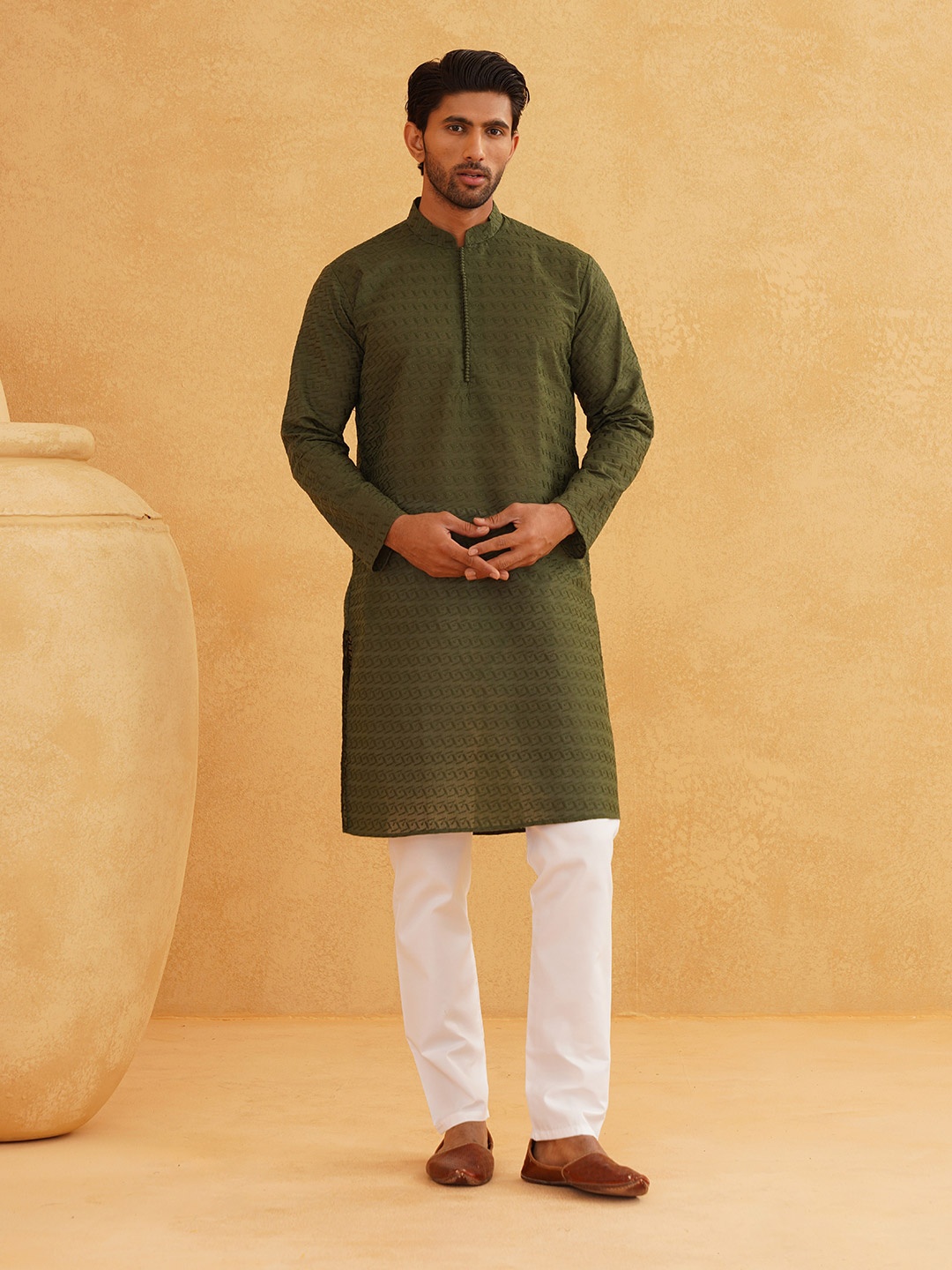 

SOJANYA Ethnic Motifs Embroidered Thread Work Pure Cotton Kurta with Churidar, Green