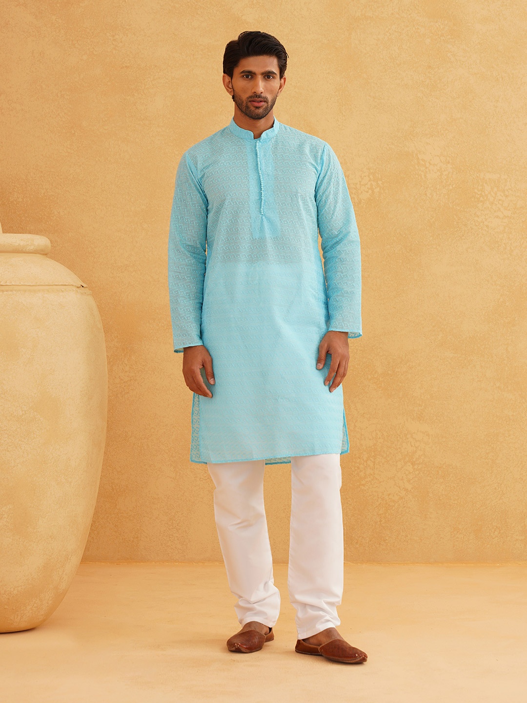

SOJANYA Geometric Embroidered Mandarin Collar Pure Cotton Kurta with Churidar, Blue