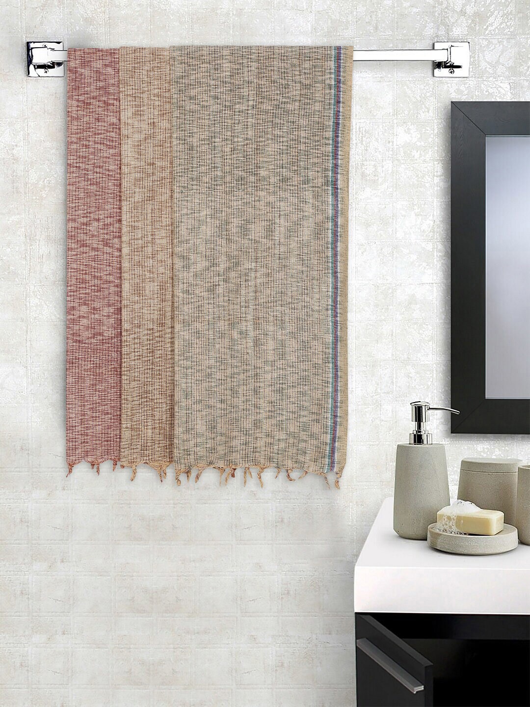 

KLOTTHE 3 Pieces Cream, Peach Striped Cotton120 GSM Bath Towels