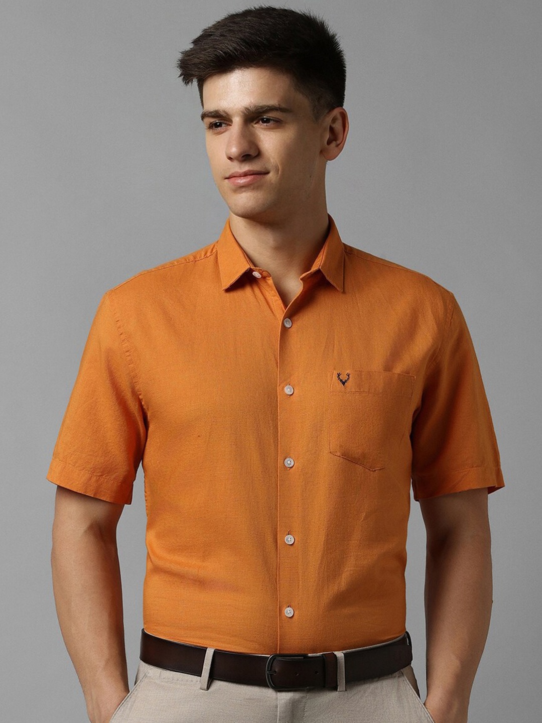 

Allen Solly Slim Fit Spread Collar Half Sleeves Chest Pocket Cotton Casual Shirt, Orange