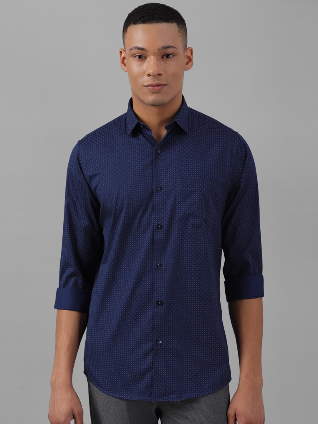 

Allen Solly Slim Fit Micro Ditsy Printed Opaque Casual Shirt, Navy blue