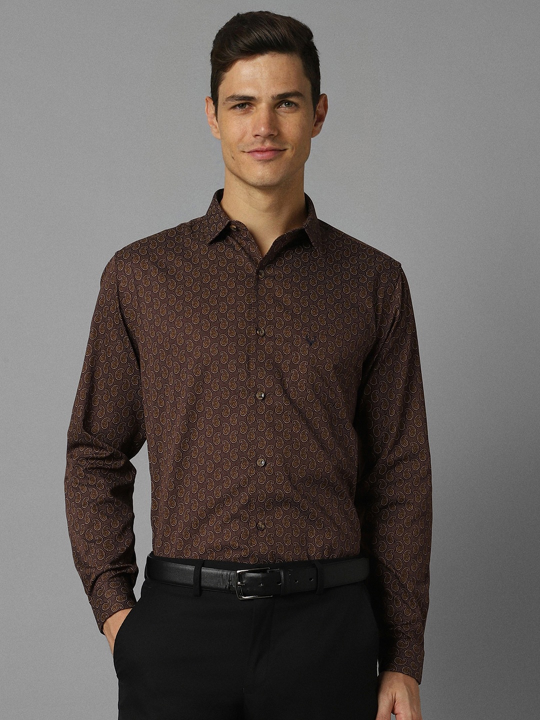 

Allen Solly Men Brown Slim Fit Floral Opaque Printed Formal Shirt