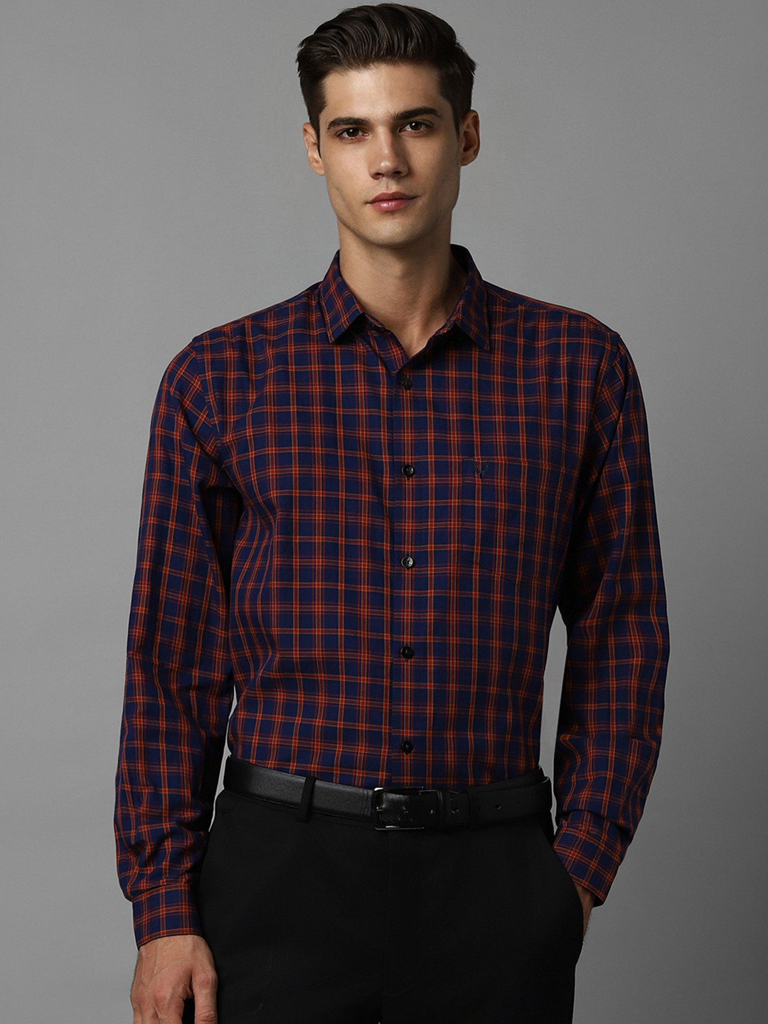 

Allen Solly Check Printed Full Sleeves Spread Collar Cotton Slim Fit Formal Shirt, Navy blue