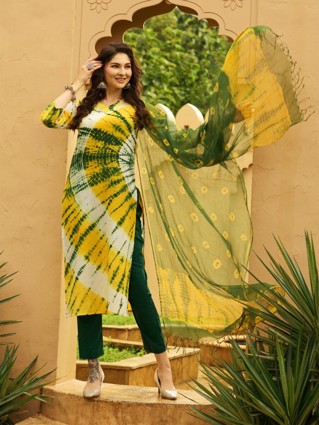 

KALINI Women Plus Size Shibori Dyed Kurta with Trousers & Dupatta, Yellow