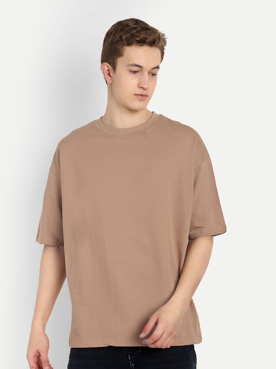 

BLURR Round Neck Drop-Shoulder Sleeves Cotton T-shirt, Beige