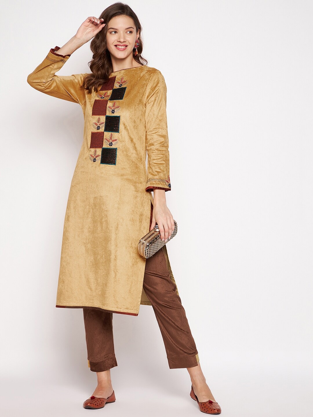 

Zigo Winter Wear Floral Embroidered Thread Work Velvet Kurta with Trousers, Mustard