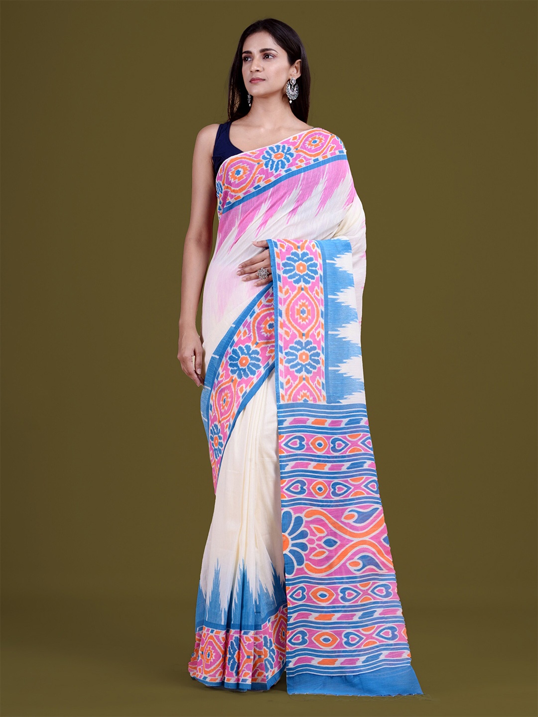 

HOUSE OF ARLI Floral Woven Design Pure Cotton Saree, White