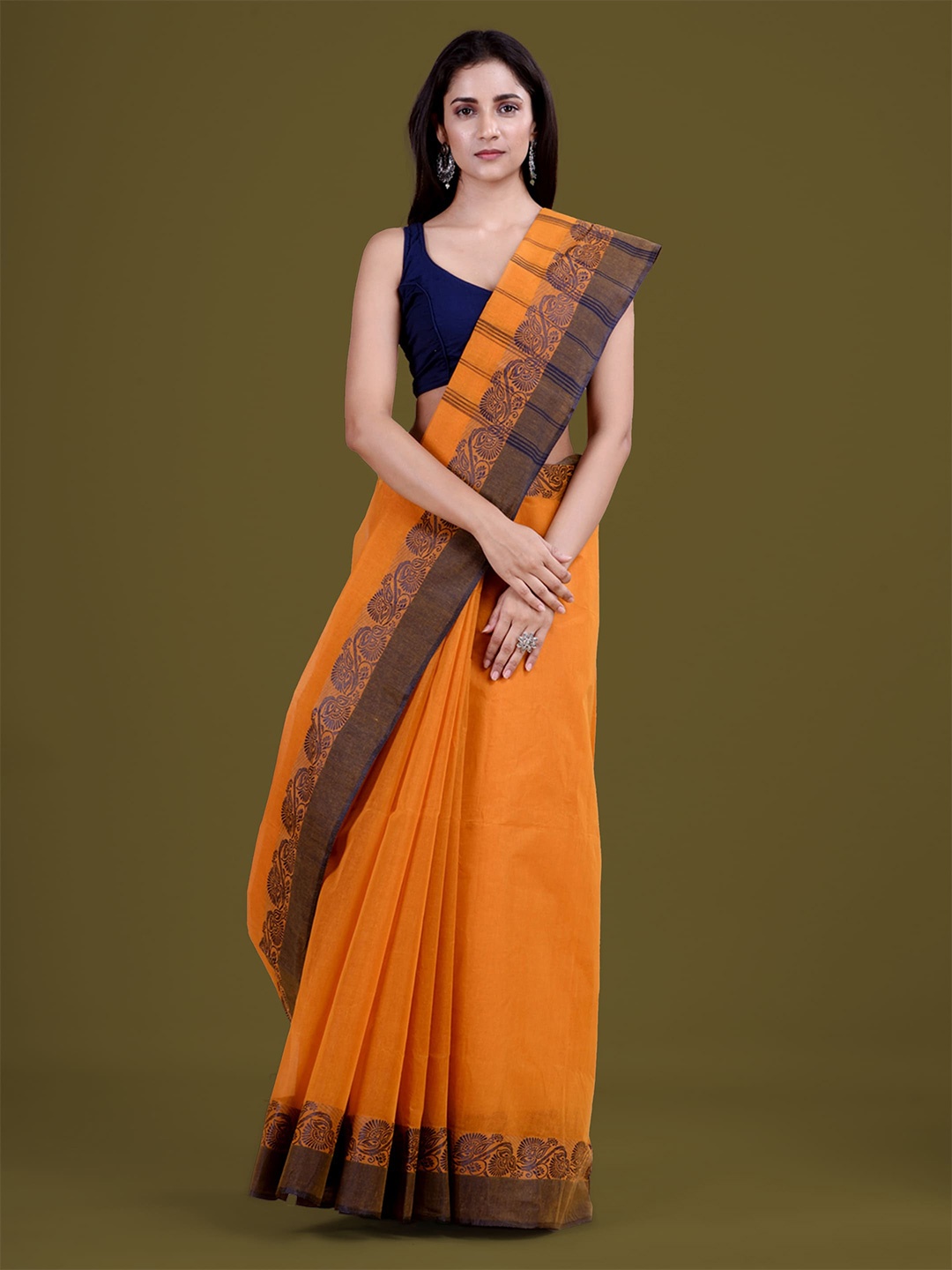 

HOUSE OF ARLI Woven Design Pure Cotton Taant Saree, Orange