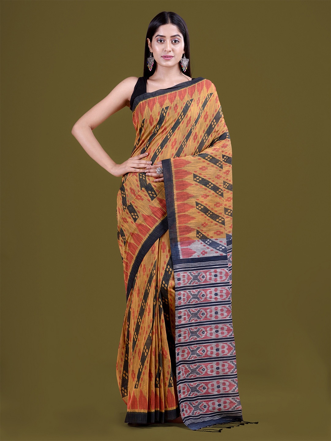 

HOUSE OF ARLI Geometric Woven Design Pure Cotton Saree, Mustard