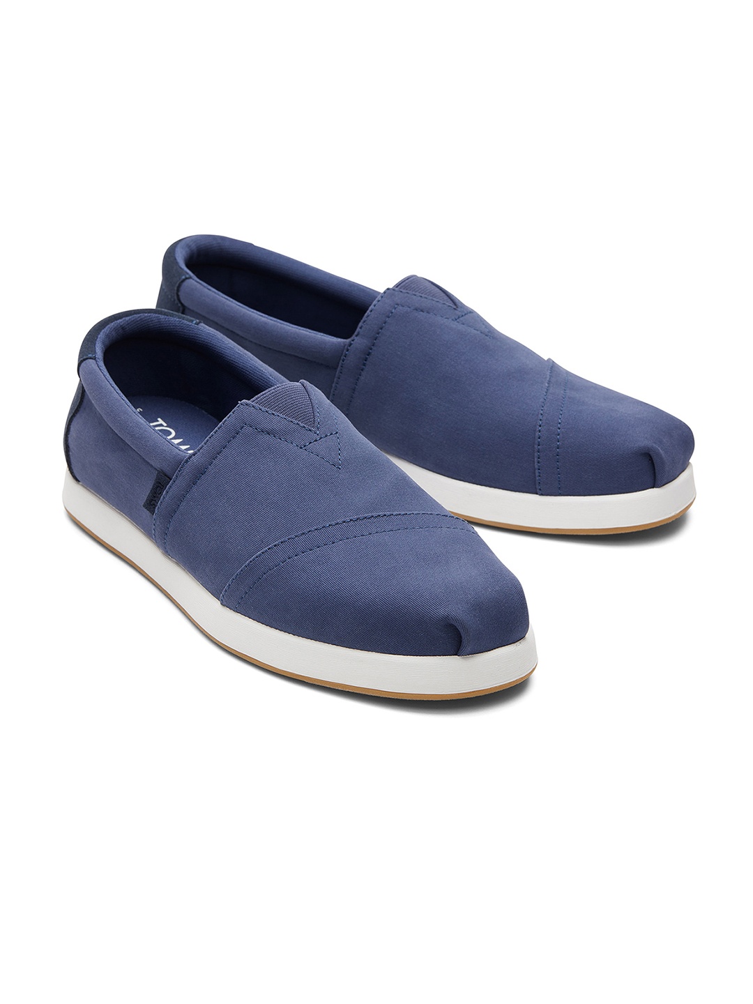 

TOMS Men Comfort Insole Contrast Sole Suede Slip-On Sneakers, Blue