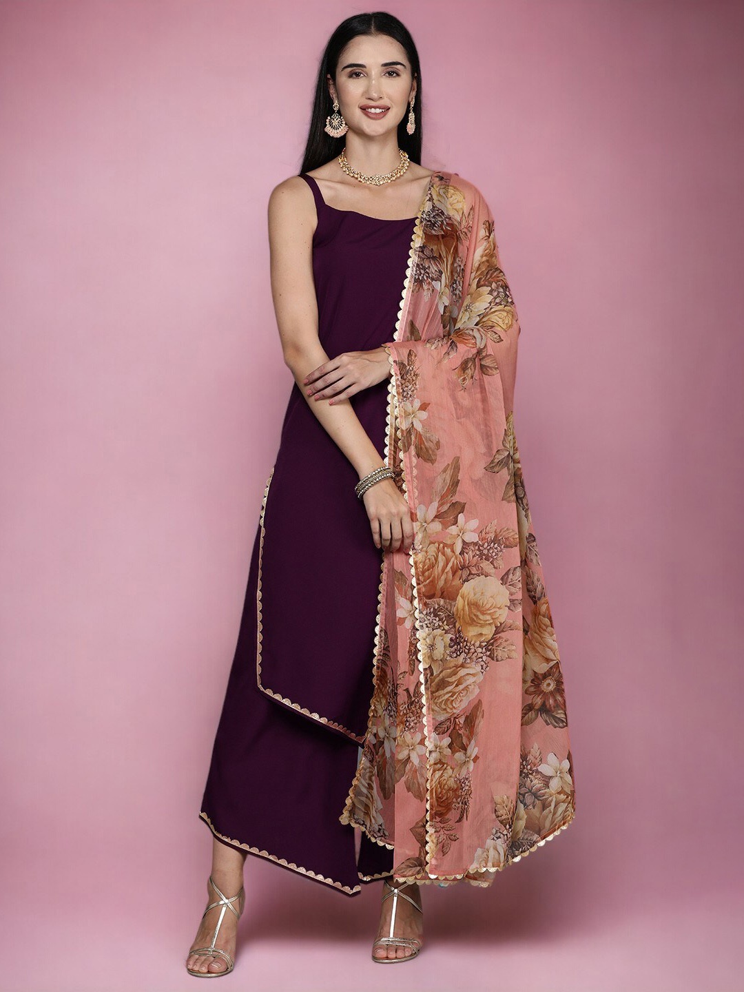 

Ahalyaa Sleeveless Floral Regular Gotta Patti Straight Kurta with Palazzos & Dupatta, Burgundy