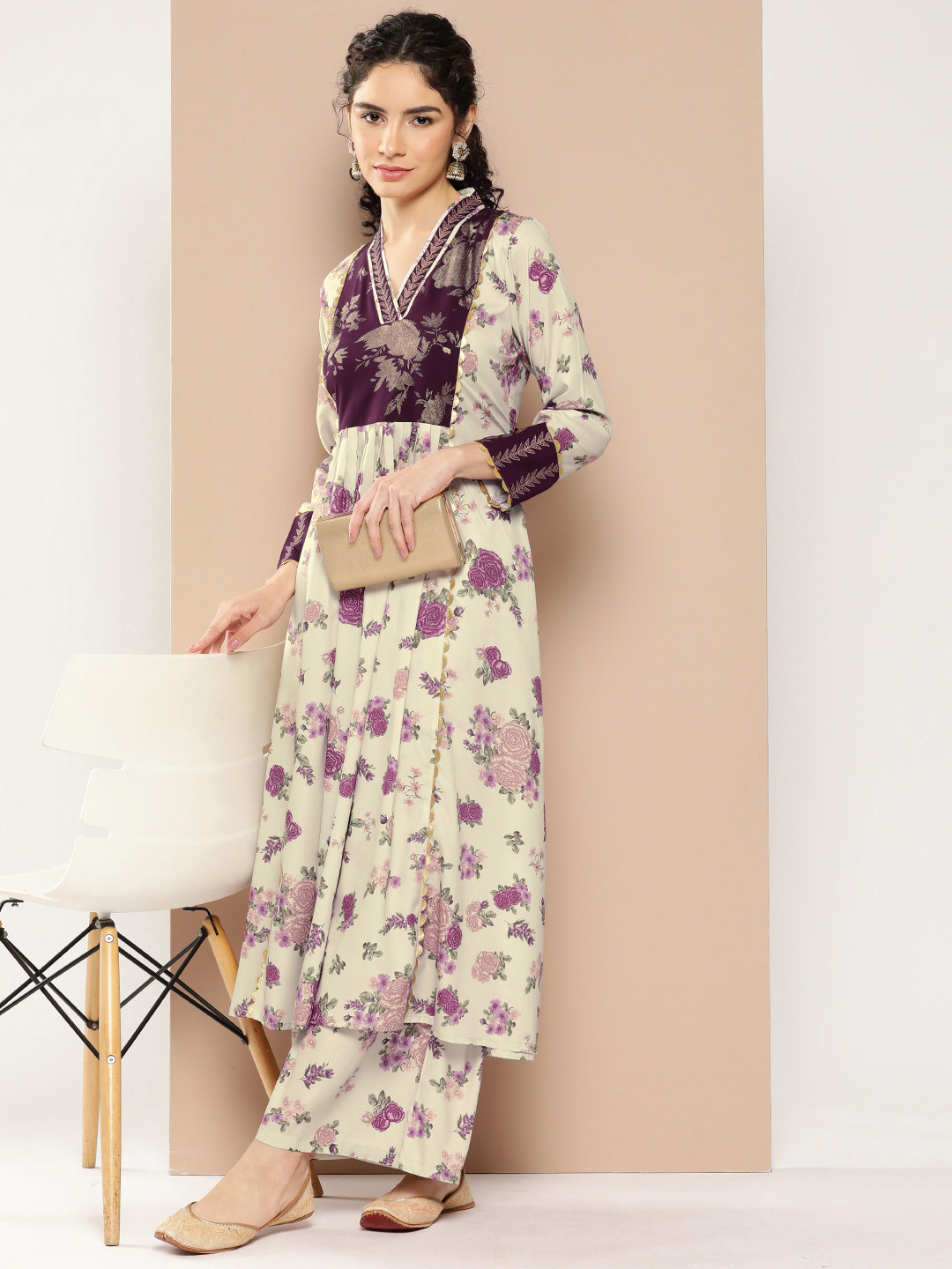 

Ahalyaa Beige Floral Printed Pleated Kurta With Palazzo