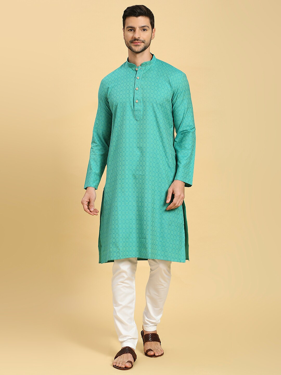

RAJUBHAI HARGOVINDAS Geometric Woven Design Pure Cotton Straight Kurta, Green