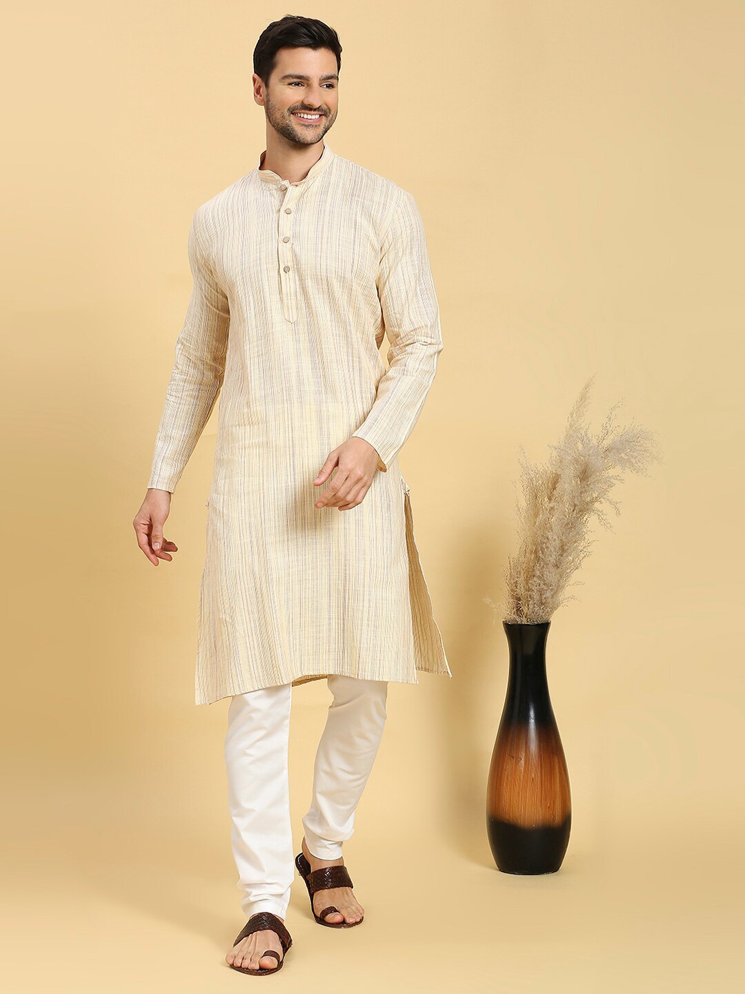 

RAJUBHAI HARGOVINDAS Geometric Woven Design Pure Cotton Straight Kurta, Beige