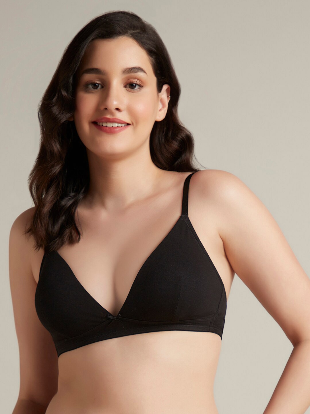 

Amante Padded Non-Wired Trendy Plunge T-Shirt Bra, Black