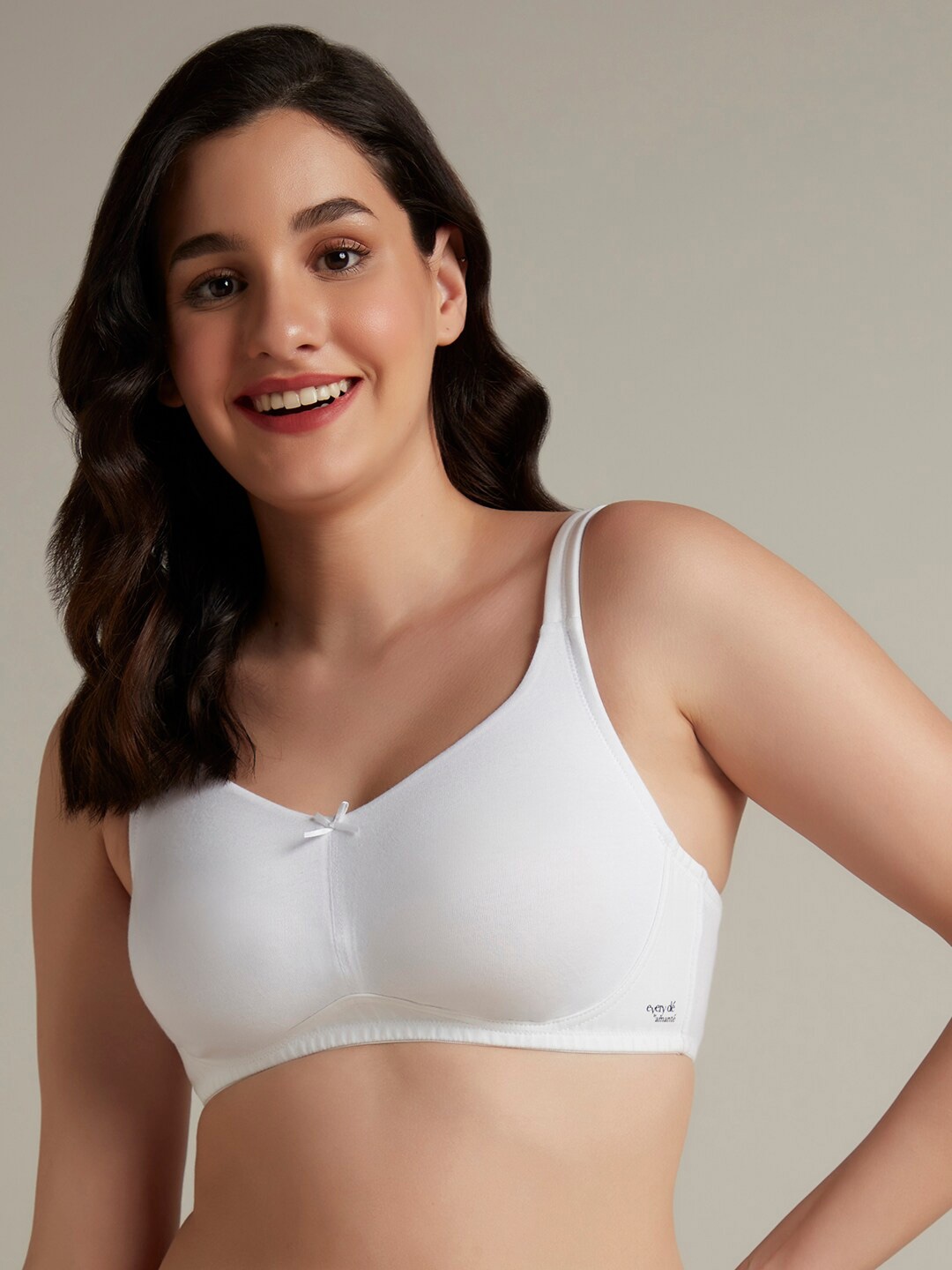 

Amante Non Padded Non-Wired Dreamy Comfort Support Bra, White