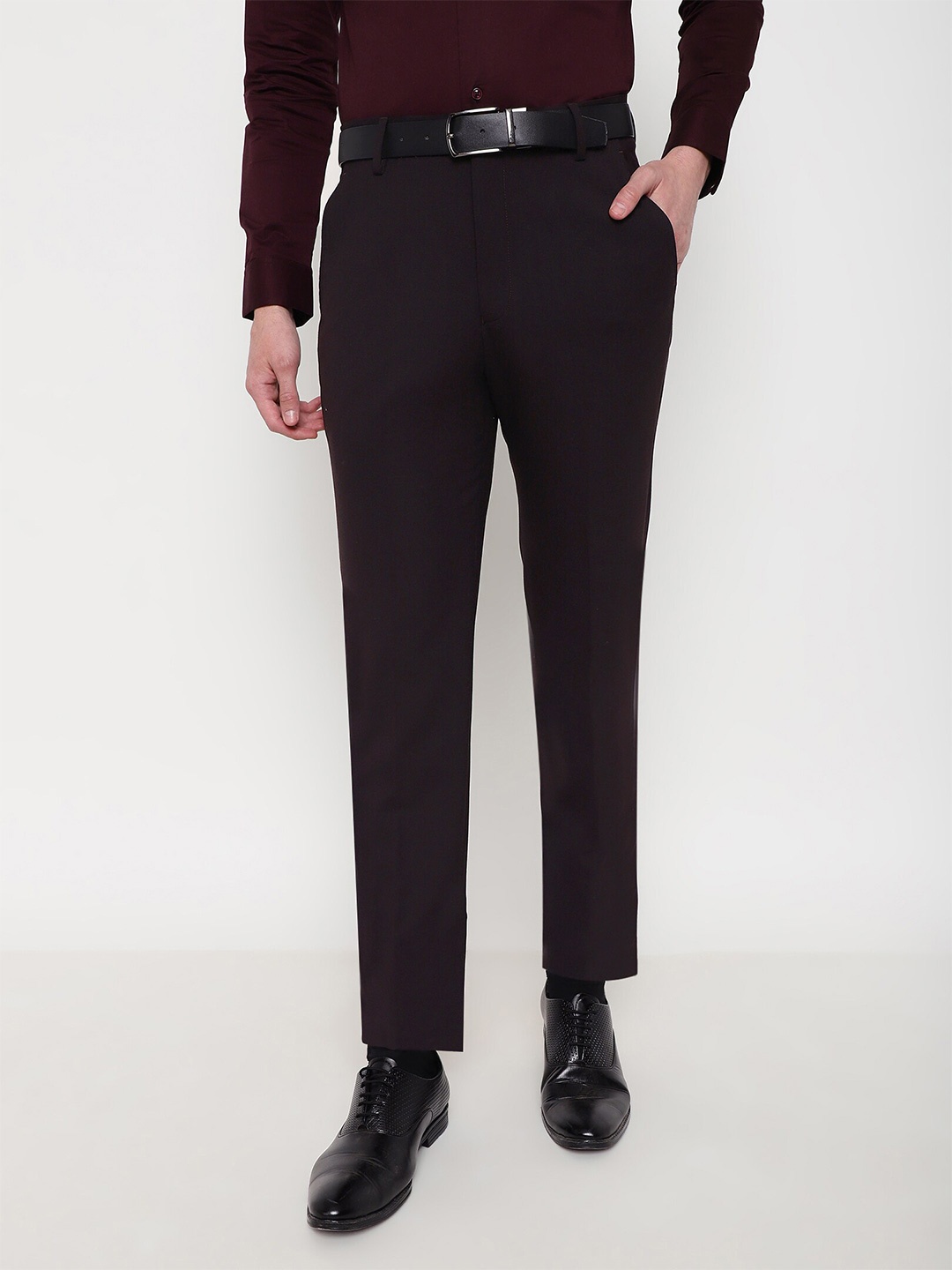 

SUBTRACT Men Wrinkle Free Slim Fit Mid Rise Formal Trouser, Burgundy