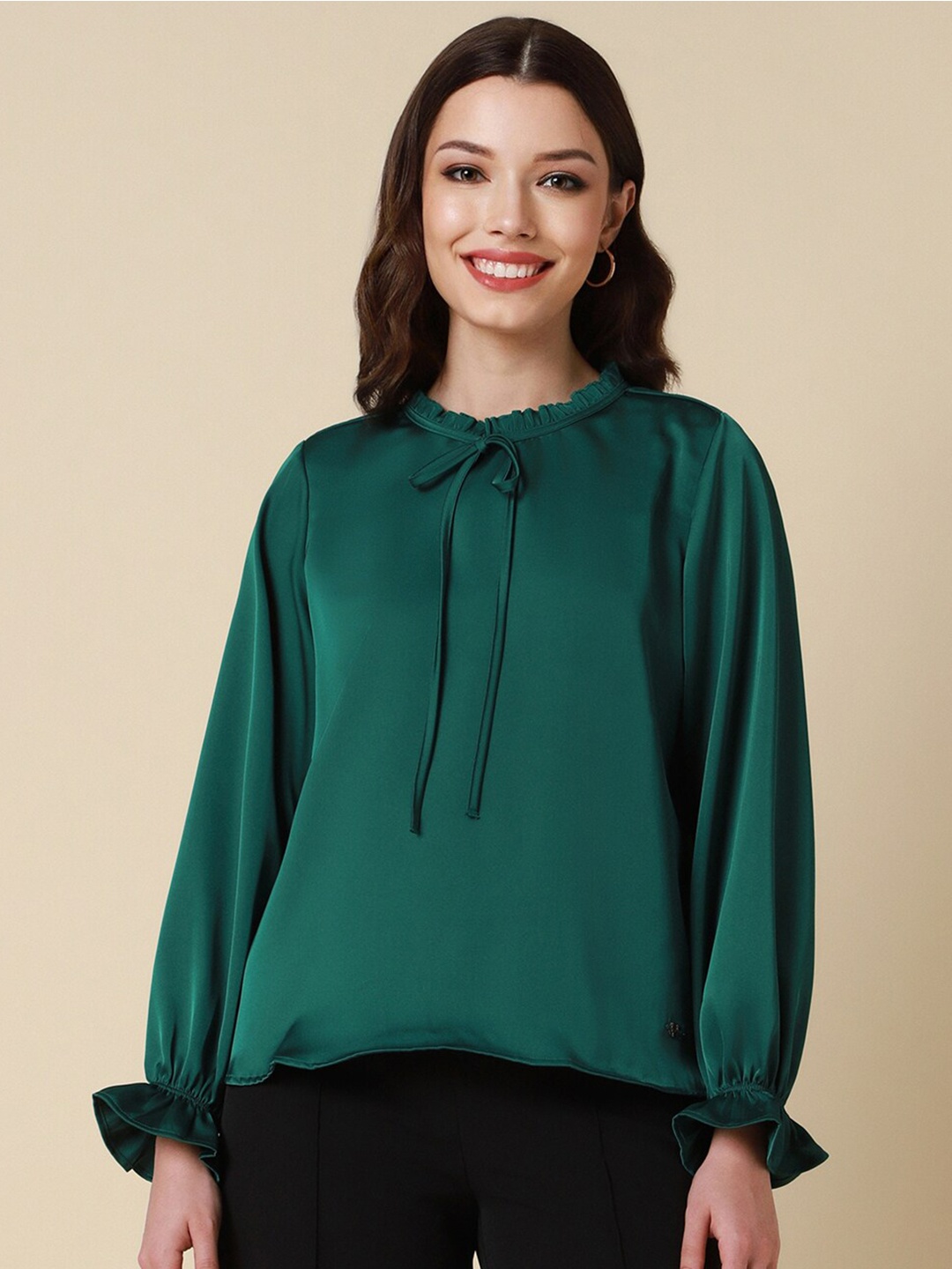 

Allen Solly Woman Tie-Up Neck Bell Sleeves Top, Green