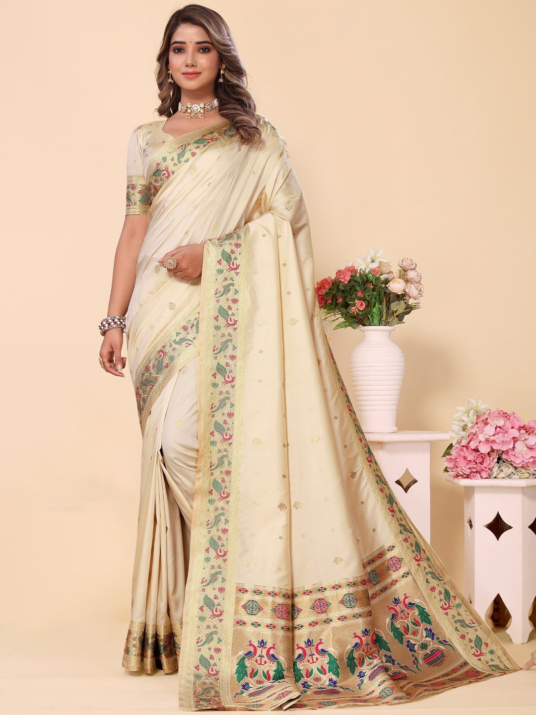 

LeeliPeeri Designer Woven Design Zari Silk Paithani Saree, Cream