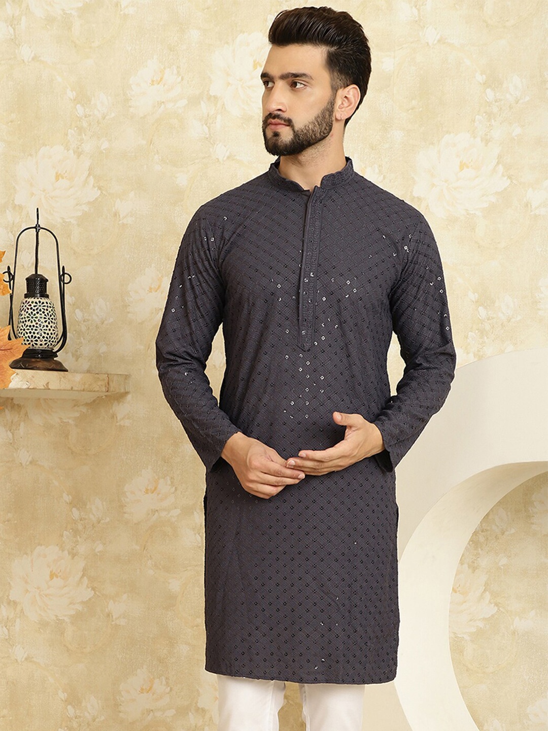 

SOJANYA Embellished Pure Cotton Mandarin Collar Straight Kurta, Grey