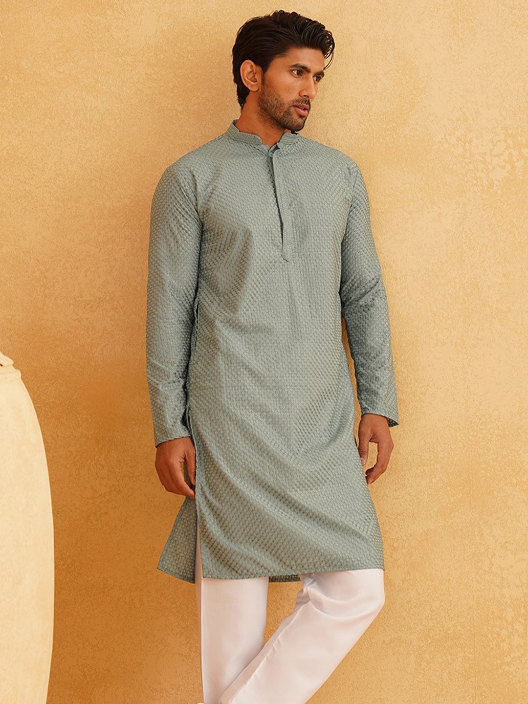 

SOJANYA Men Sea Green Thread Work Kurta