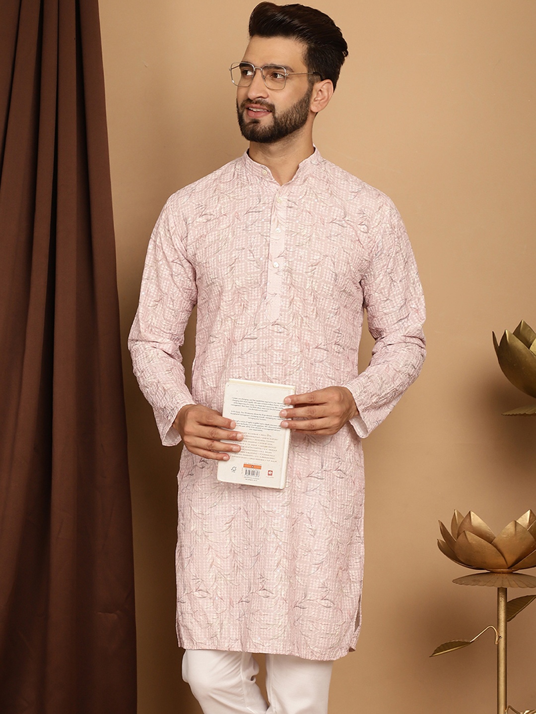 

SOJANYA Men Pink Thread Work Anarkali Kurta