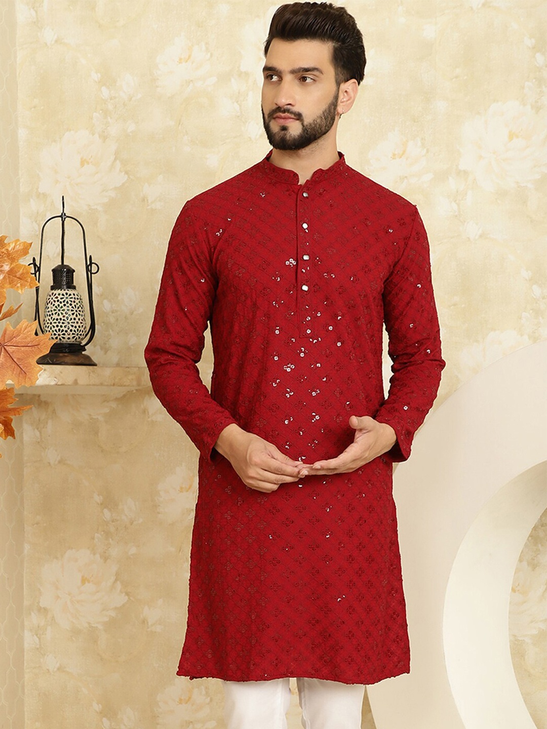 

SOJANYA Embellished Pure Cotton Mandarin Collar Straight Kurta, Maroon