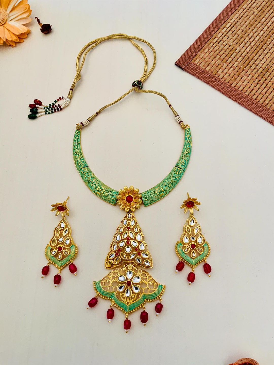 

ABDESIGNS Gold-Plated Kundan-Studded & Beaded Meenakari Jewellery Set