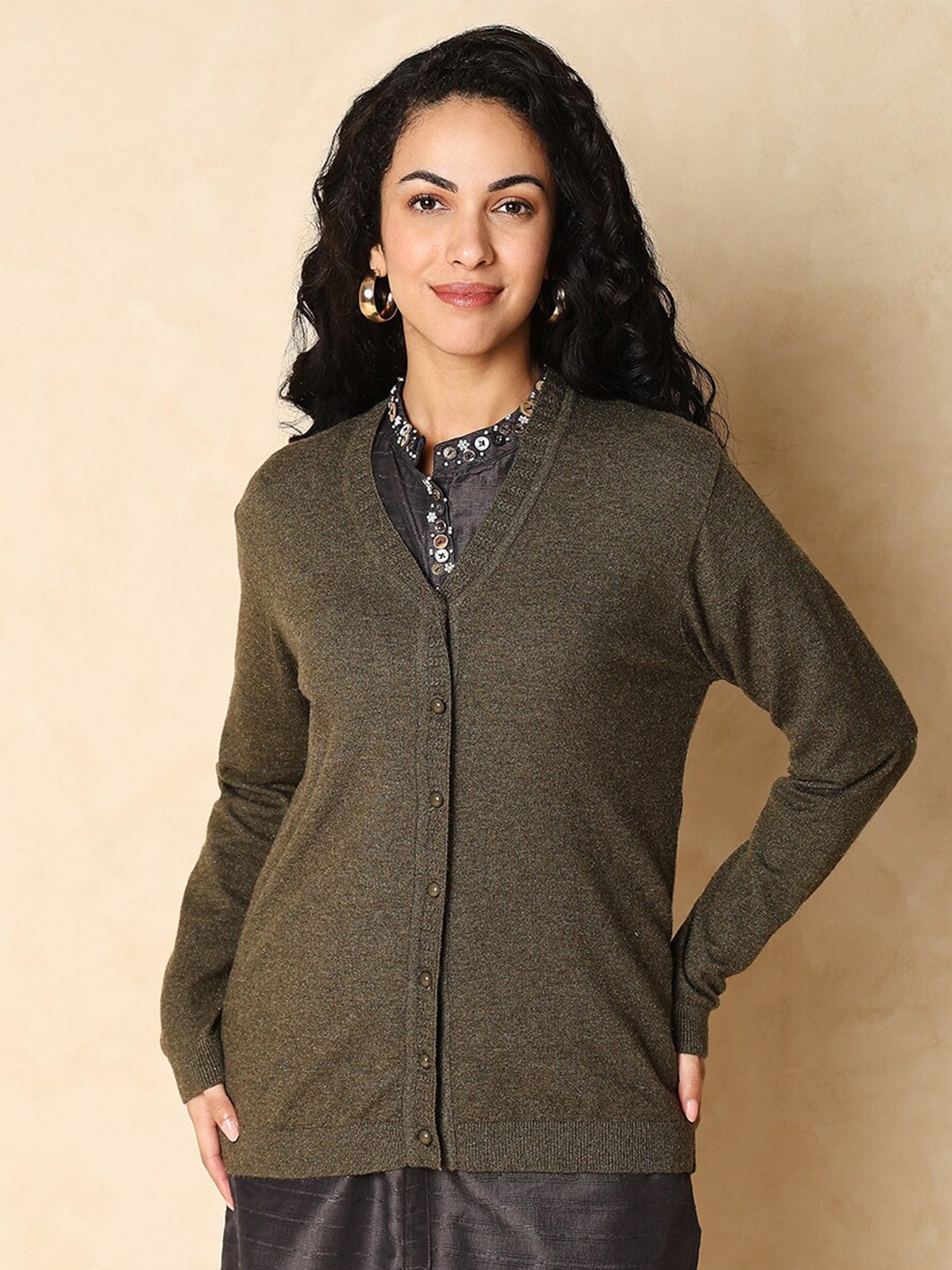 

Indifusion Cardigan V neck Sweater, Green