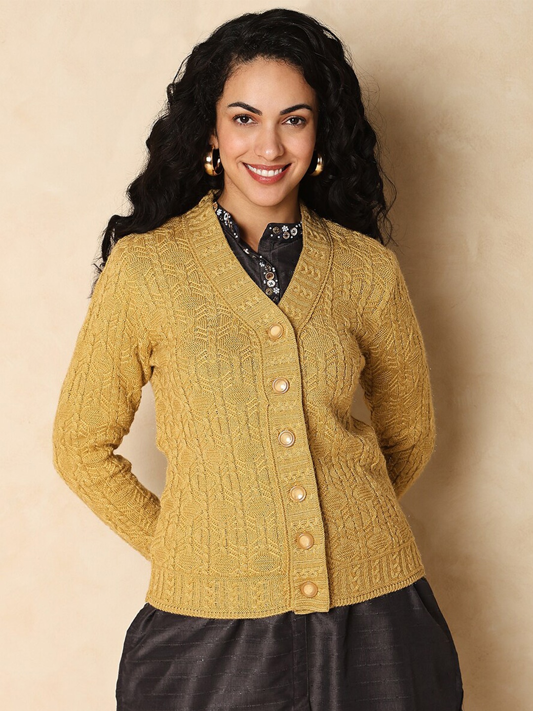 

Indifusion Geometric Self Design V-Neck Cardigan, Yellow