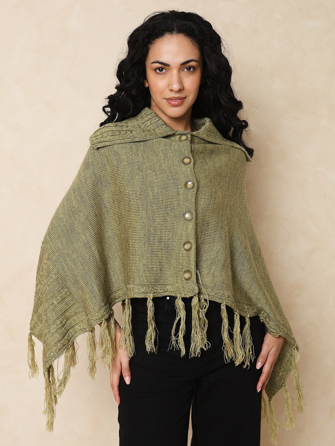 

Indifusion Lapel Collar Cable Knit Self Design Crop Poncho, Green