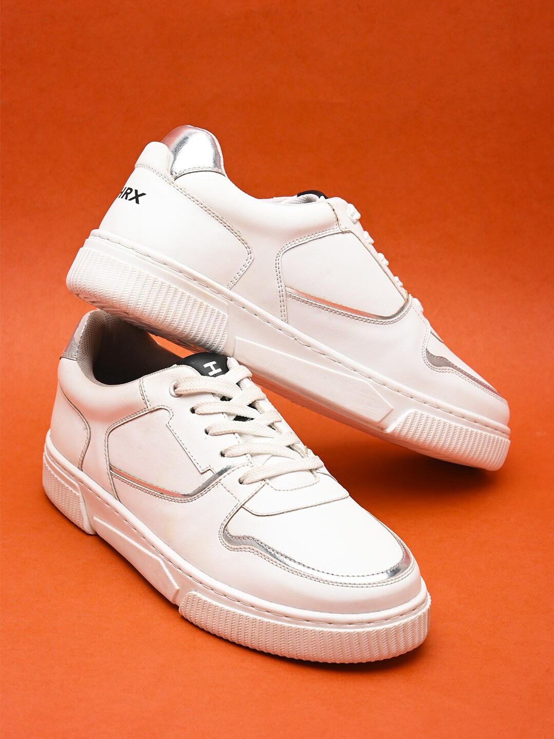 

HRX by Hrithik Roshan Women Round Toe Lightweight Sneakers, White