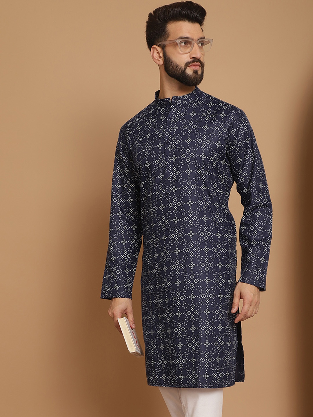 Anouk Men Navy Blue Geometric Thread Work Kurta