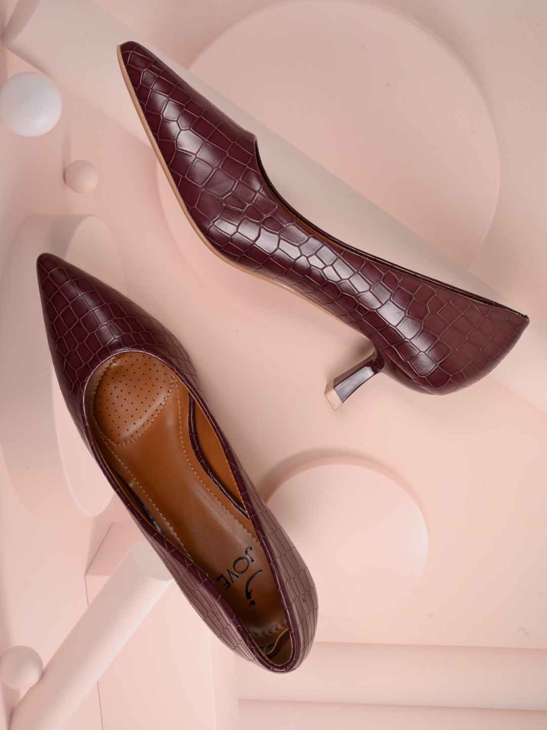 

Jove Textured Pointed Toe Kitten Heeled Pumps, Maroon