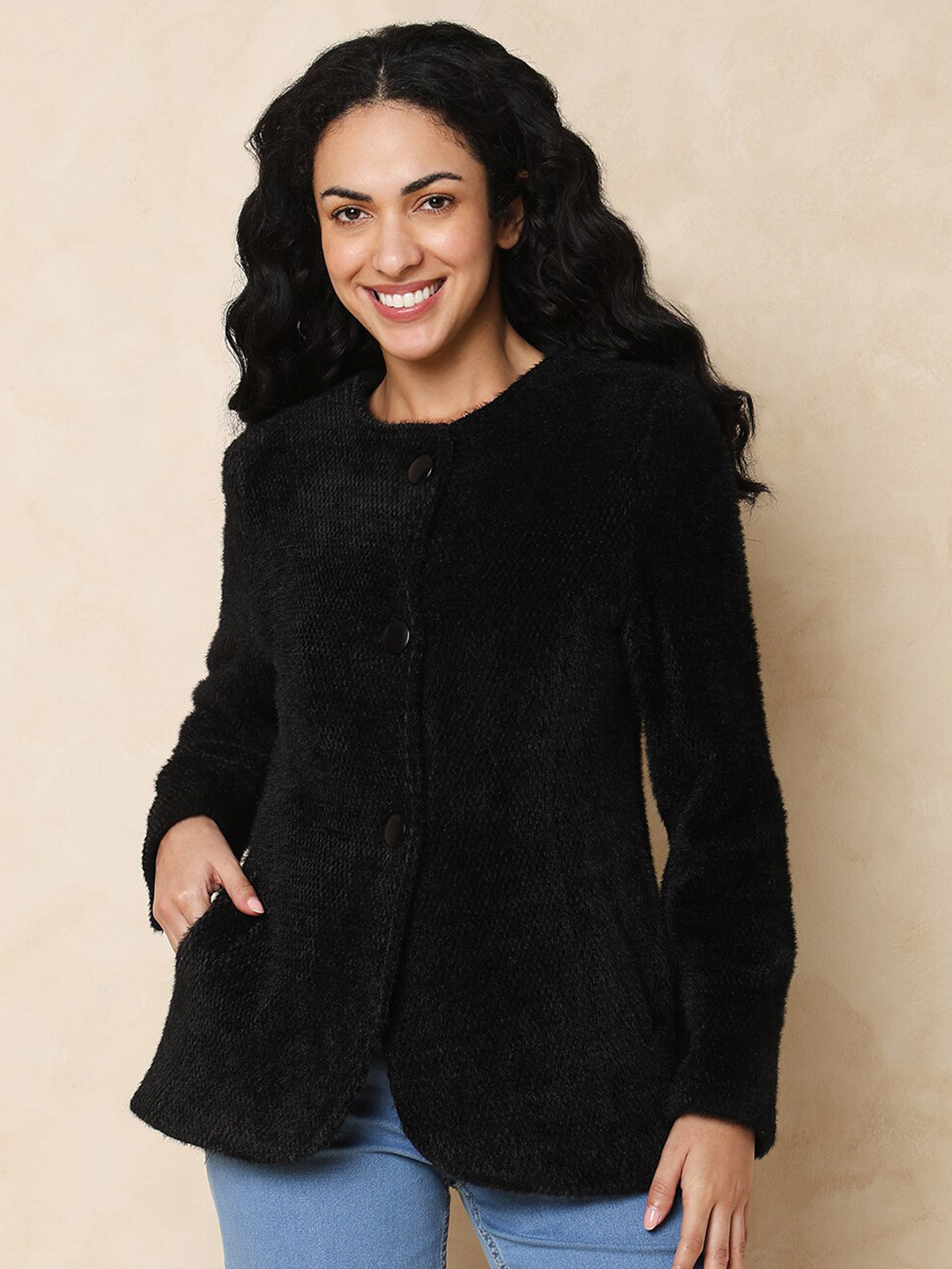 

Indifusion Textured Round Neck Long Sleeves Acrylic Overcoat, Black