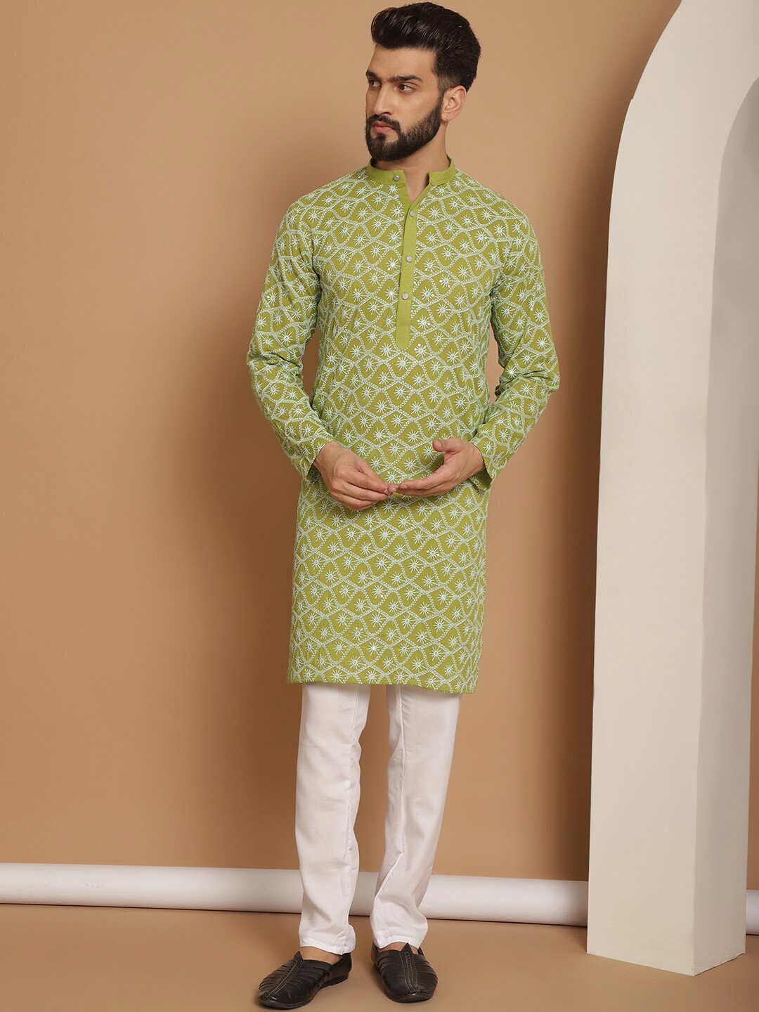 

Anouk Ethnic Motifs Embroidered Regular Thread Work Pure Cotton Kurta with Churidar, Green