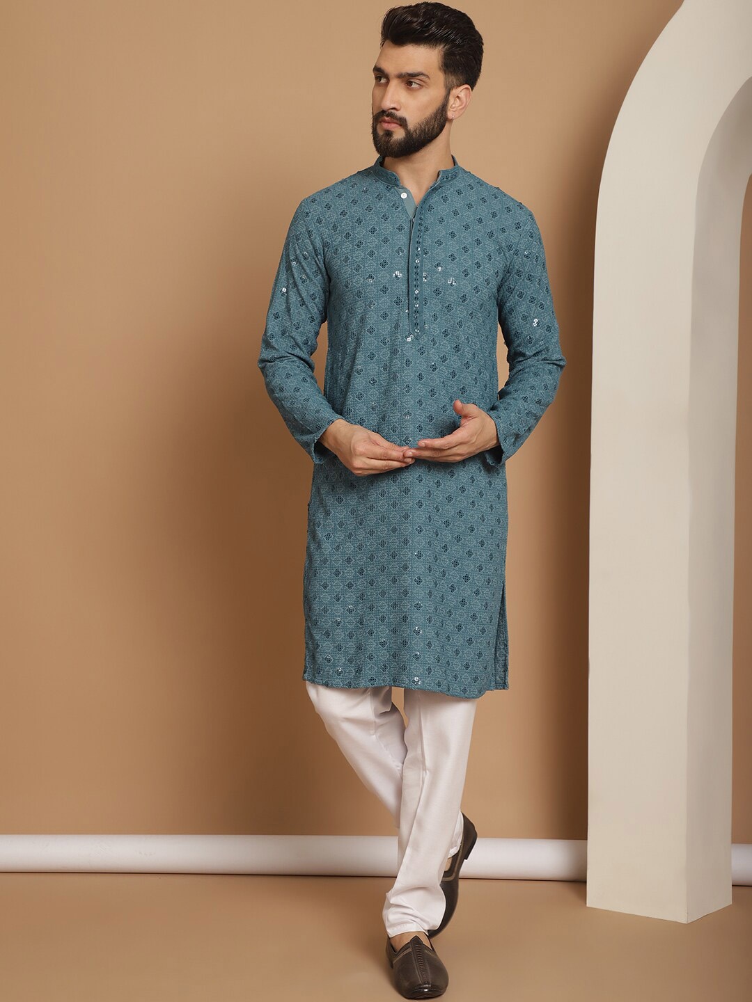 

Anouk Etnic Motifs Embroidered Regular Cotton Kurta With Churidar, Blue