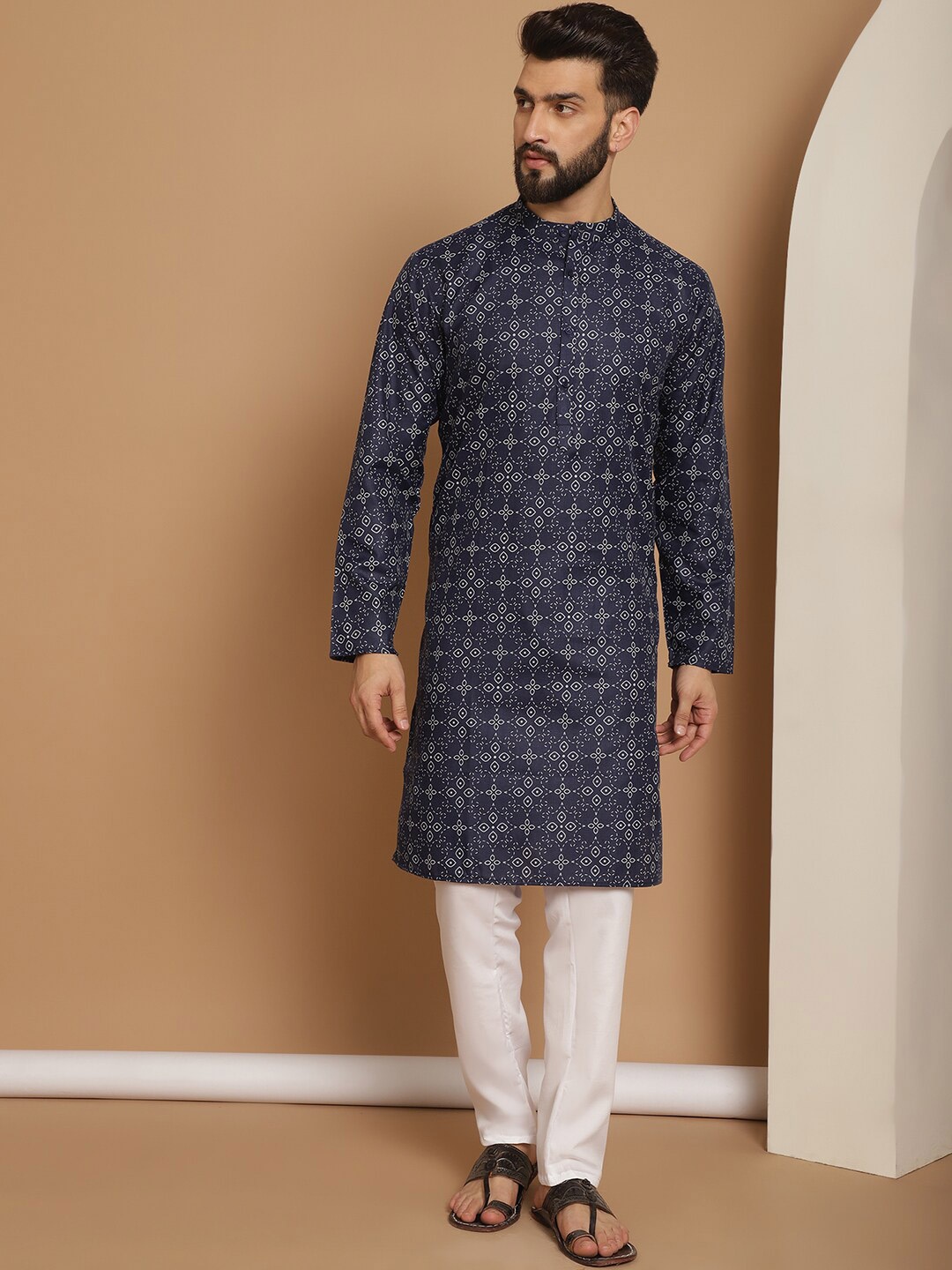 

Anouk Band Collar Ethnic Motifs Printed Regular Kurta with Churidar, Navy blue