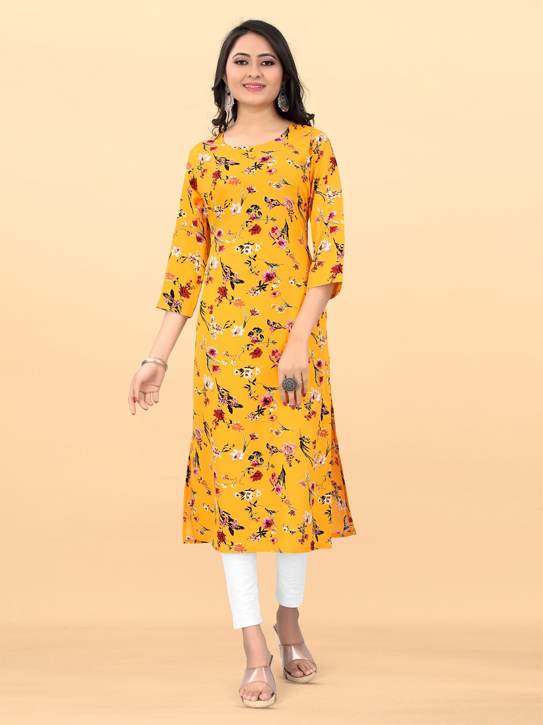 

Krimmple Floral Printed Straight Kurta, Yellow