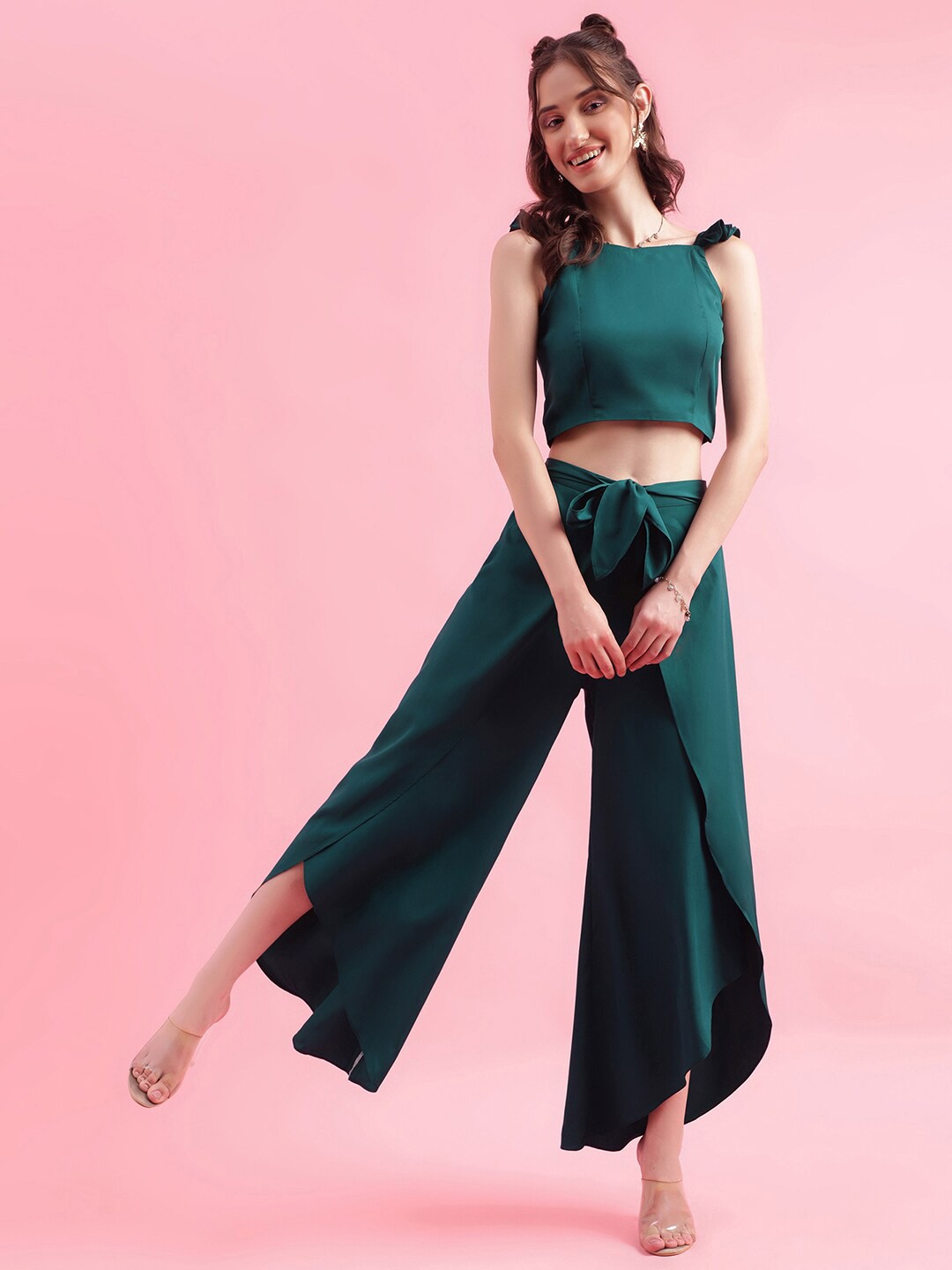 

Selvia Sleeveless Top With Trousers, Green