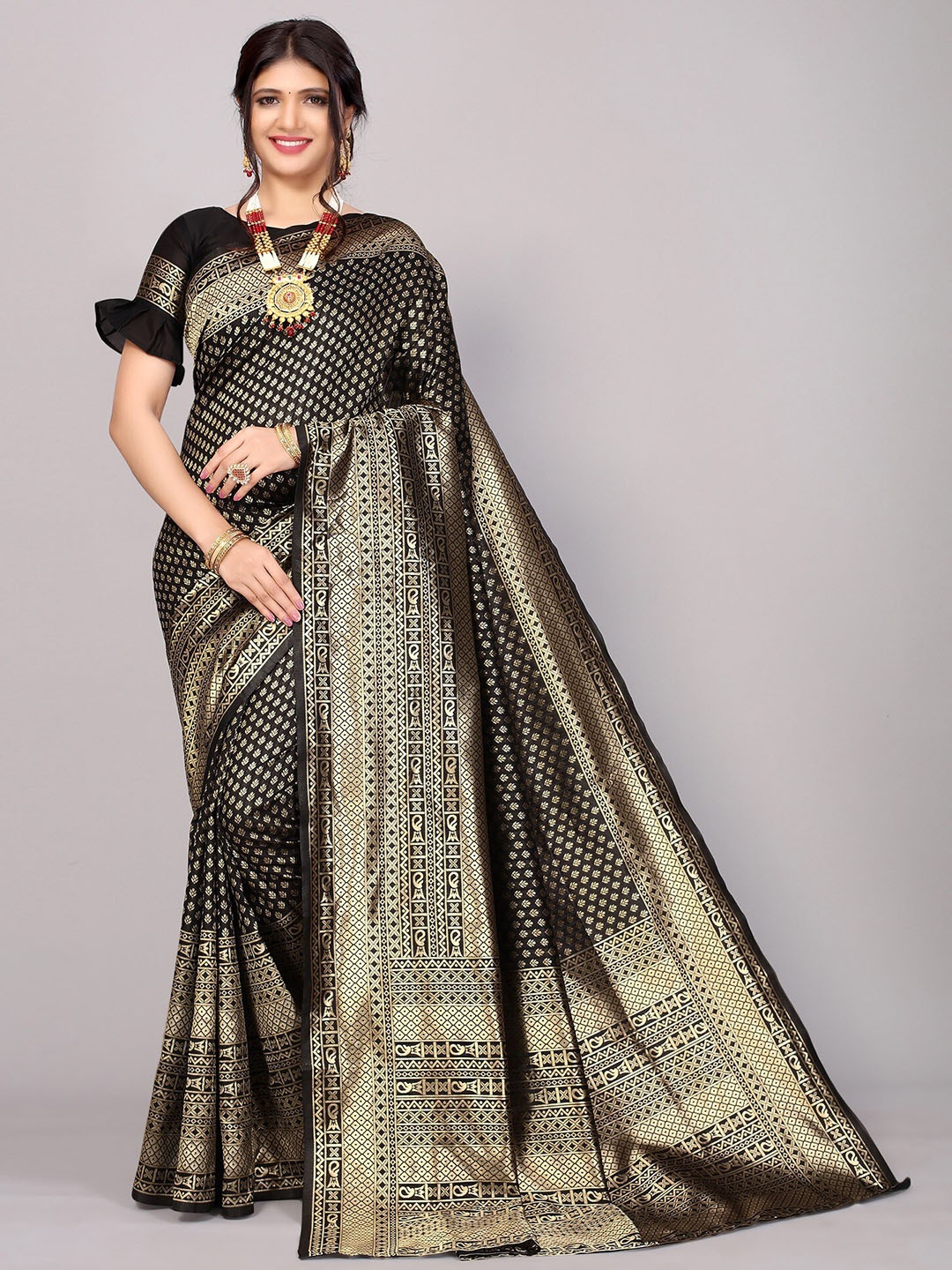 

Glorisa Floral Woven Design Zari Silk Blend Banarasi Saree, Black