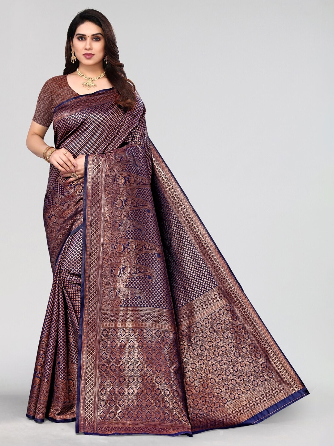 

Glorisa Ethnic Motifs Woven Design Zari Kanjeevaram Saree, Brown