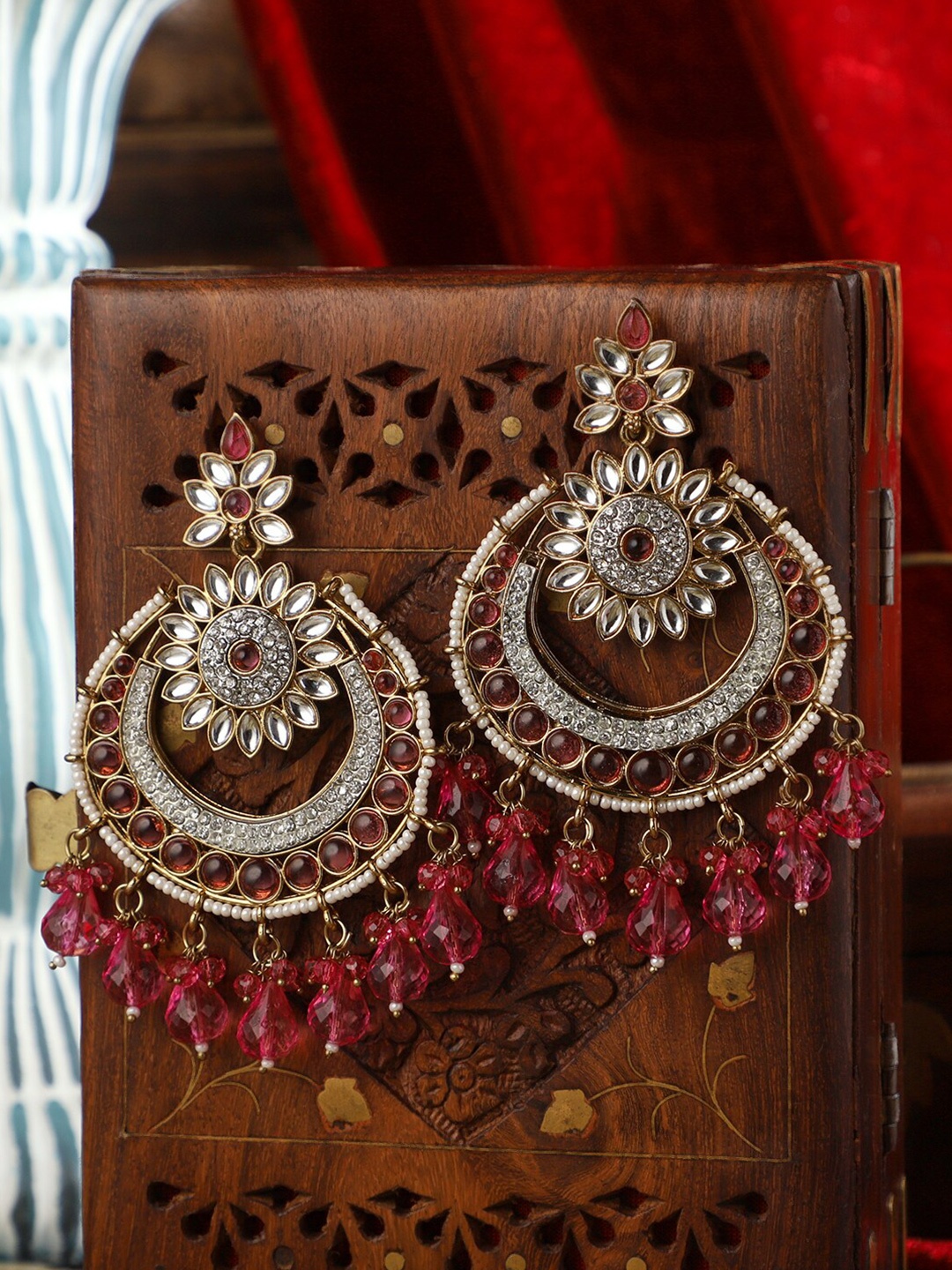 

PATOLA BY VJ Gold Plated Chandbalis