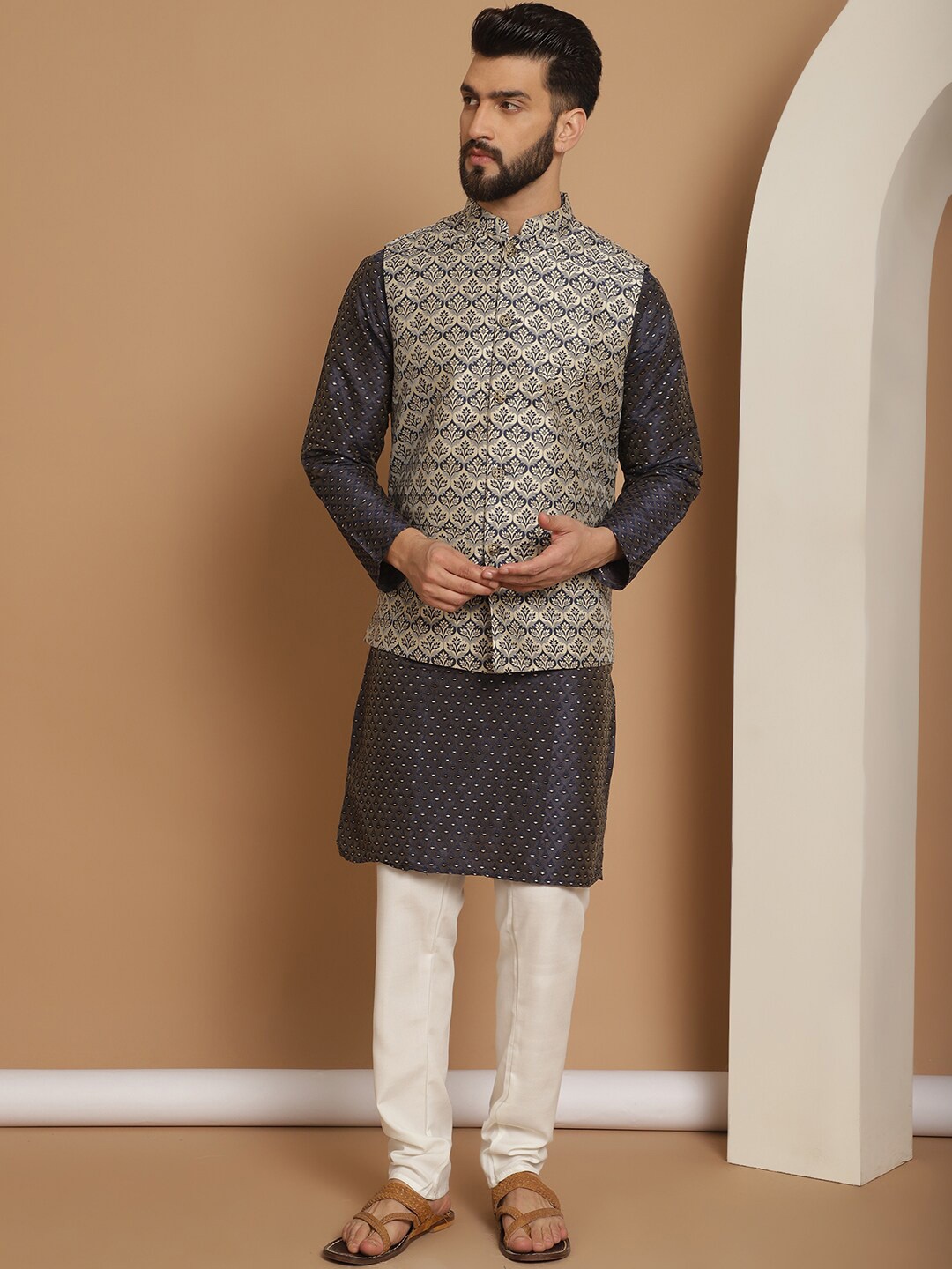 

Anouk Men Geometic Embroidered Kurta With Churidar & Woven Design Nehru Jacket, Navy blue