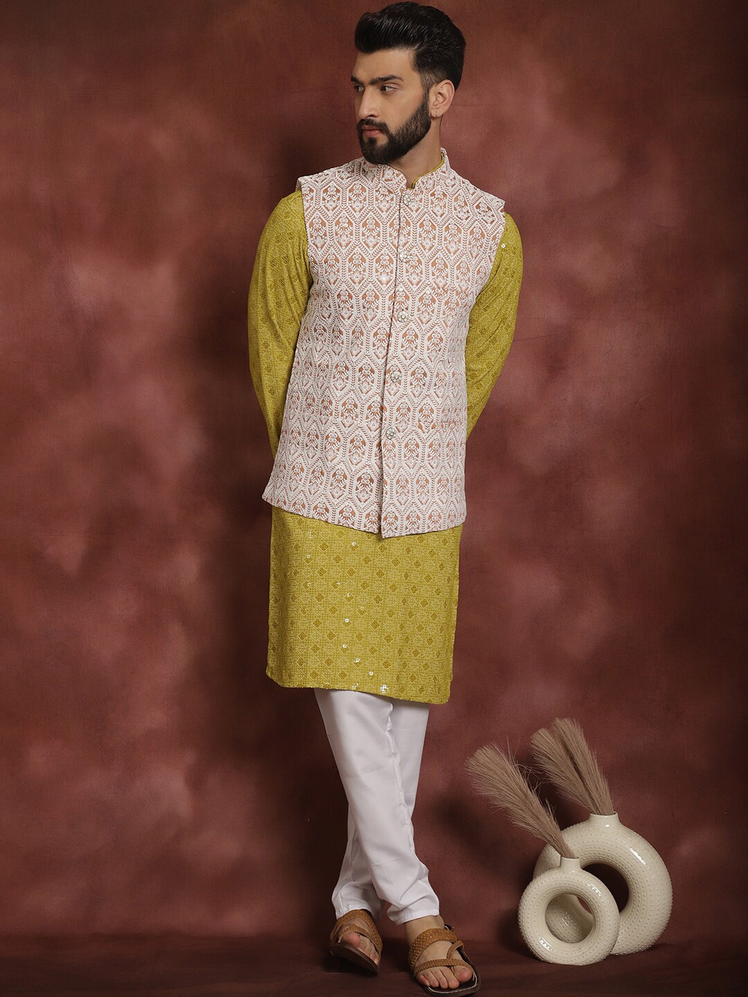 

Anouk Mandarin Collar Geometic Embroidered Kurta With Churidar & Nehru Jacket, Green
