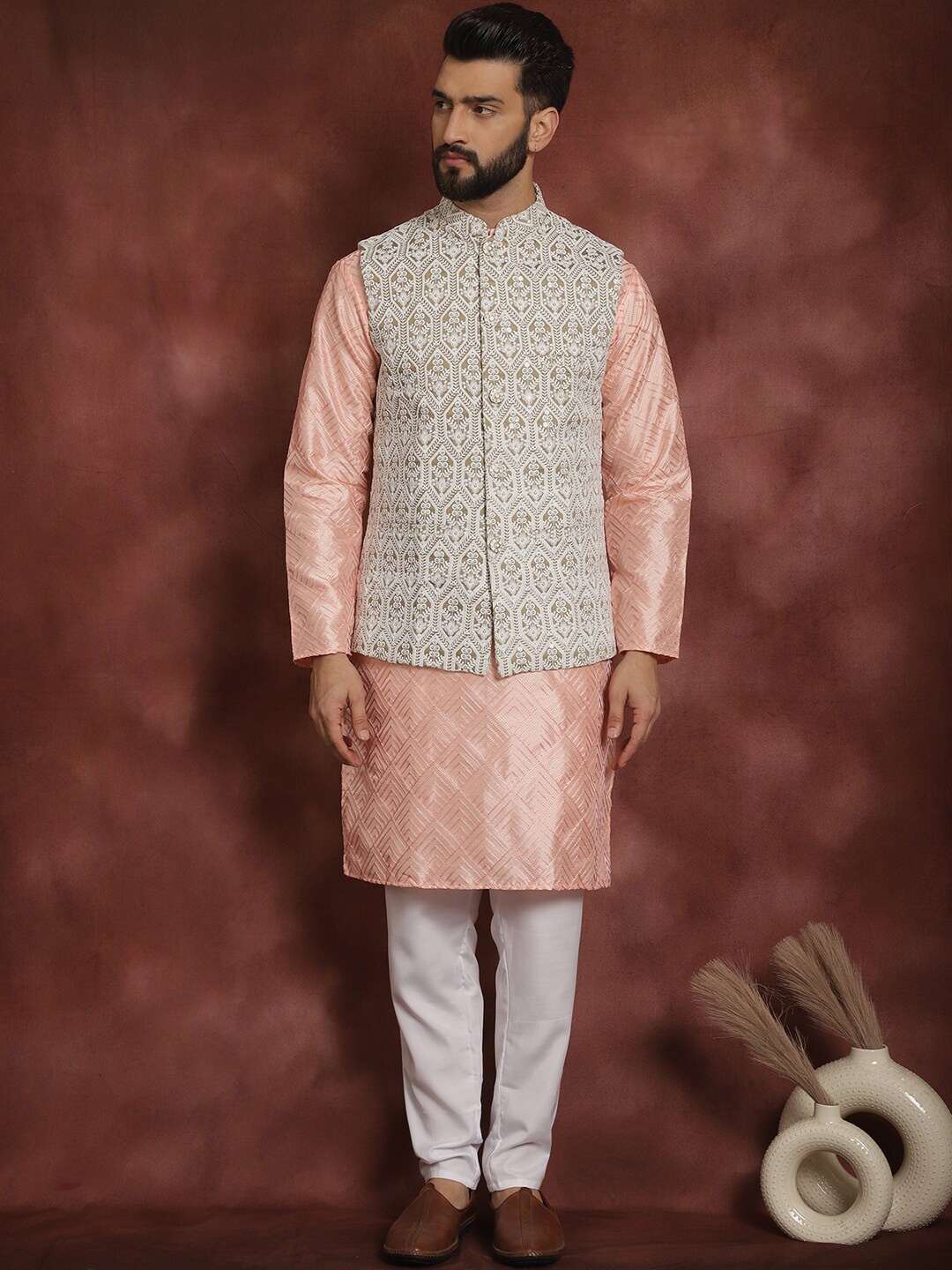 

Anouk Embroidered Regular Thread Work Kurta With Churidar & Nehru Jacket, Pink