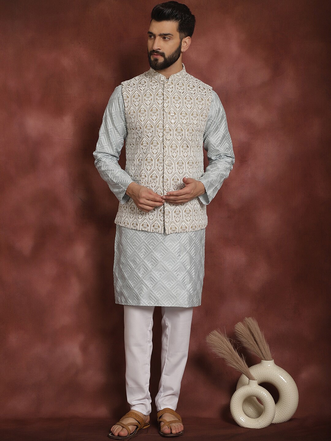 

Anouk Embroidered Regular Thread Work Kurta With Churidar & Nehru Jacket, Grey